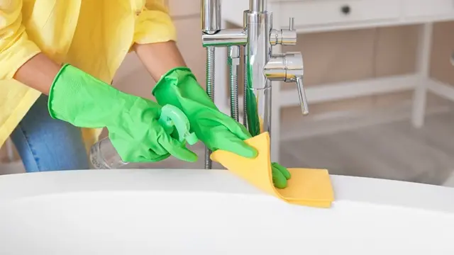 Генеральне прибирання санвузла: ванна кімната та туалет